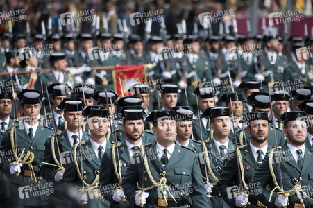 Militärparade zum spanischen Nationalfeiertag in Madrid