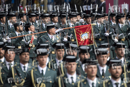 Militärparade zum spanischen Nationalfeiertag in Madrid