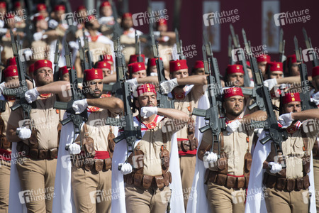 Militärparade zum spanischen Nationalfeiertag in Madrid