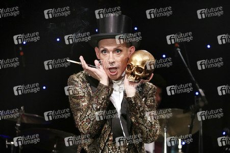 Fototermin mit Tim Fischer in Berlin