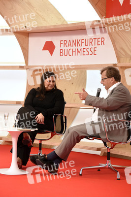 Kelly Luegenbiehl auf der Frankfurter Buchmesse 2019