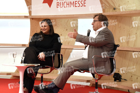 Kelly Luegenbiehl auf der Frankfurter Buchmesse 2019