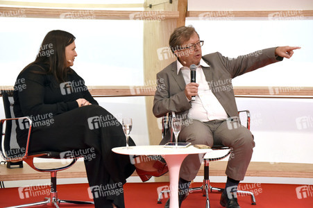 Kelly Luegenbiehl auf der Frankfurter Buchmesse 2019