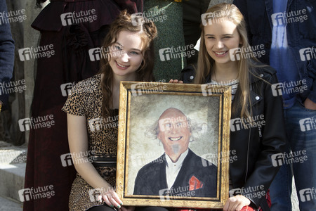 Settermin 'Hilfe, ich hab meine Freunde geschrumpft' in Stein