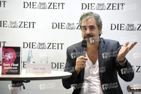 Deniz Yücel auf der Frankfurter Buchmesse 2019