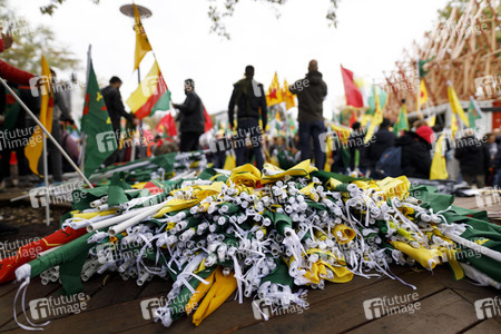 Demonstration gegen die türkische Militär-Offensive in Nordsyrien in Köln
