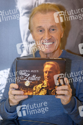 Autogrammstunde mit Christian Anders in Dessau