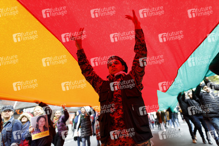 Demonstration gegen die türkische Militär-Offensive in Nordsyrien in Köln