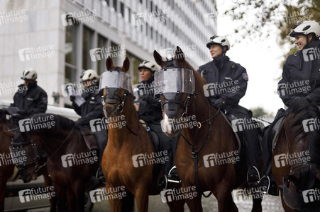 Demonstration gegen die türkische Militär-Offensive in Nordsyrien in Köln