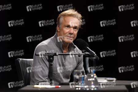 Lit.cologne Spezial mit Hannes Jaenicke in Köln