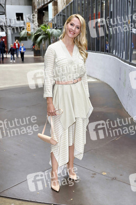 Filmpremiere 'Unsere Lehrerin, die Weihnachtshexe' in Hamburg