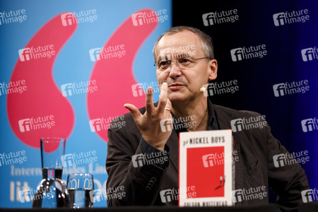 Lit.cologne Spezial mit Colson Whitehead und Jens Harzer in Köln