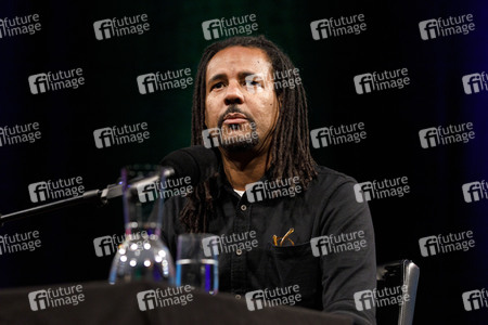 Lit.cologne Spezial mit Colson Whitehead und Jens Harzer in Köln
