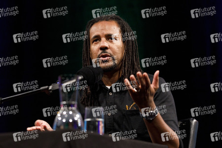 Lit.cologne Spezial mit Colson Whitehead und Jens Harzer in Köln