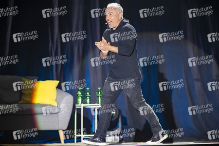 Auftritt von Cesar Millan in Erfurt