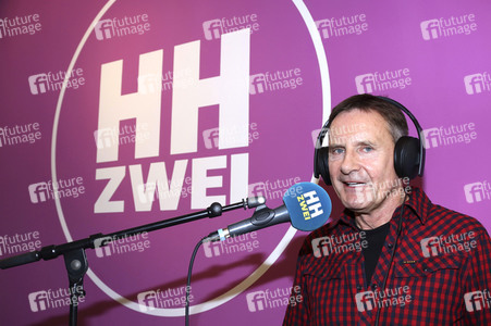 Peter Illmann im 80er Café in Hamburg