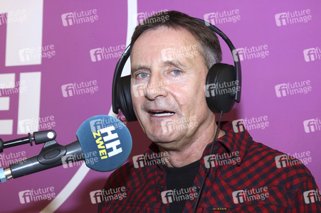 Peter Illmann im 80er Café in Hamburg