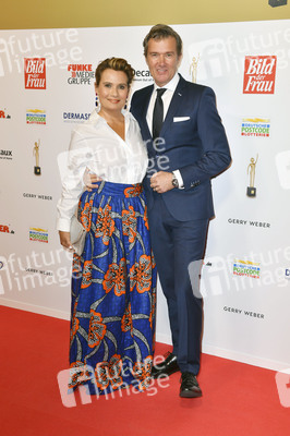 Goldene Bild der Frau 2019 in Hamburg
