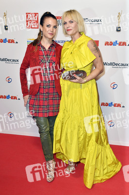 Goldene Bild der Frau 2019 in Hamburg