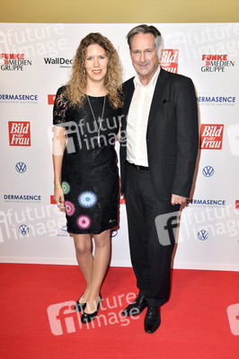 Goldene Bild der Frau 2019 in Hamburg