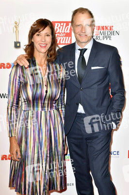 Goldene Bild der Frau 2019 in Hamburg