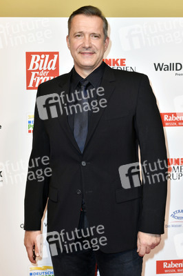 Goldene Bild der Frau 2019 in Hamburg