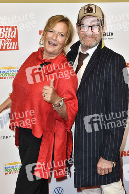 Goldene Bild der Frau 2019 in Hamburg