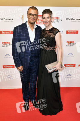 Goldene Bild der Frau 2019 in Hamburg