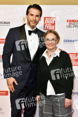 Goldene Bild der Frau 2019 in Hamburg