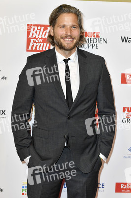 Goldene Bild der Frau 2019 in Hamburg