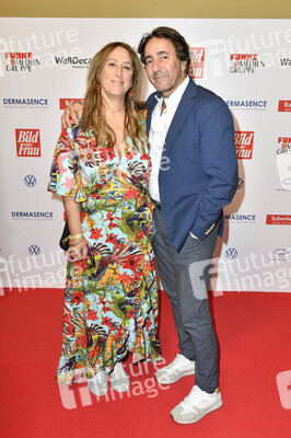 Goldene Bild der Frau 2019 in Hamburg