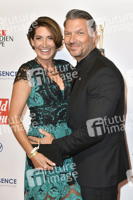 Goldene Bild der Frau 2019 in Hamburg