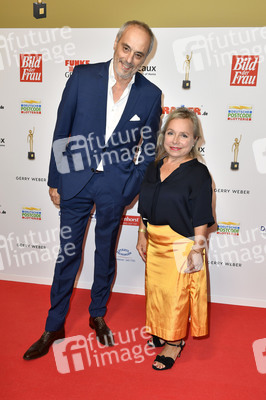 Goldene Bild der Frau 2019 in Hamburg