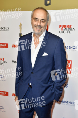 Goldene Bild der Frau 2019 in Hamburg