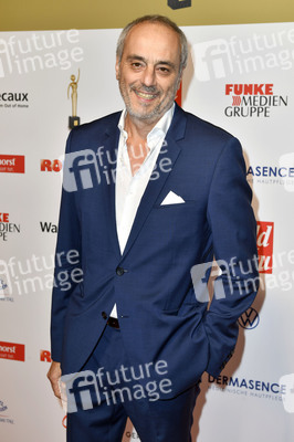 Goldene Bild der Frau 2019 in Hamburg