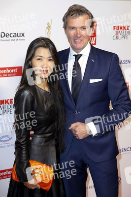 Goldene Bild der Frau 2019 in Hamburg