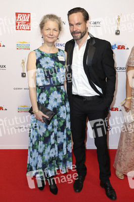 Goldene Bild der Frau 2019 in Hamburg