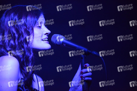 Konzert von Madeline Juno in Hannover