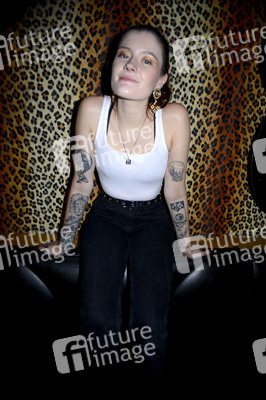 Konzert von Madeline Juno in Hannover