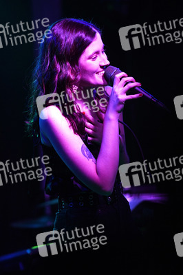 Konzert von Madeline Juno in Hannover