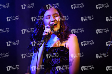 Konzert von Madeline Juno in Hannover