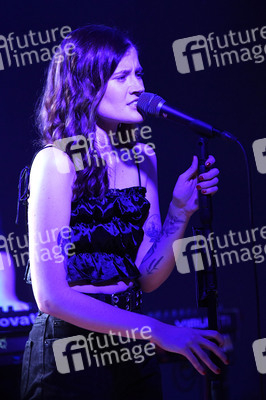 Konzert von Madeline Juno in Hannover