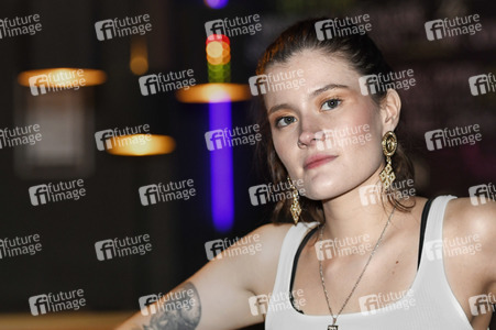 Konzert von Madeline Juno in Hannover