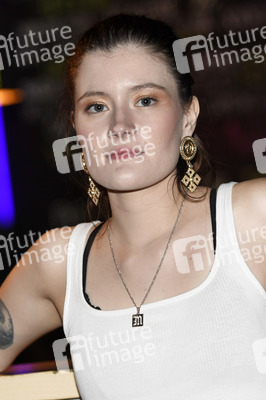 Konzert von Madeline Juno in Hannover