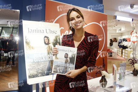 Signierstunde mit Janina Uhse in Berlin