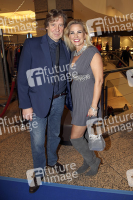 Late Night Shopping Party in Hamburg