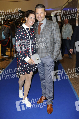 Late Night Shopping Party in Hamburg