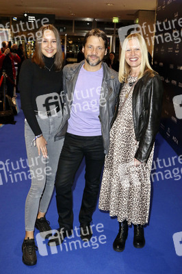 Late Night Shopping Party in Hamburg