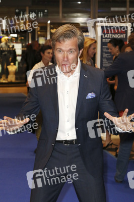 Late Night Shopping Party in Hamburg