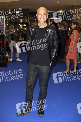 Late Night Shopping Party in Hamburg